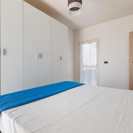 Dormiglione Apartment Torre Lapillo Esterno foto